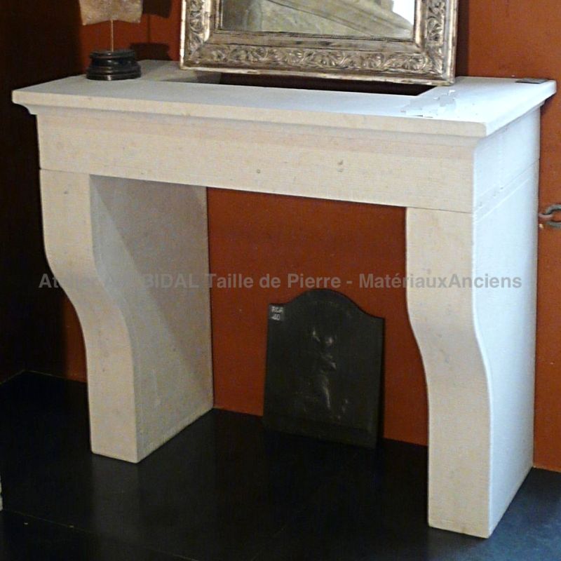 Provence fireplace in natural stone hand made by our stone mason.