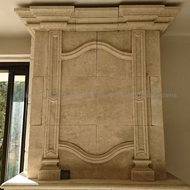 Re-issue of a classic Louis XVI fireplace in stone with overmantle - Atelier Alain BIDAL (Provence)