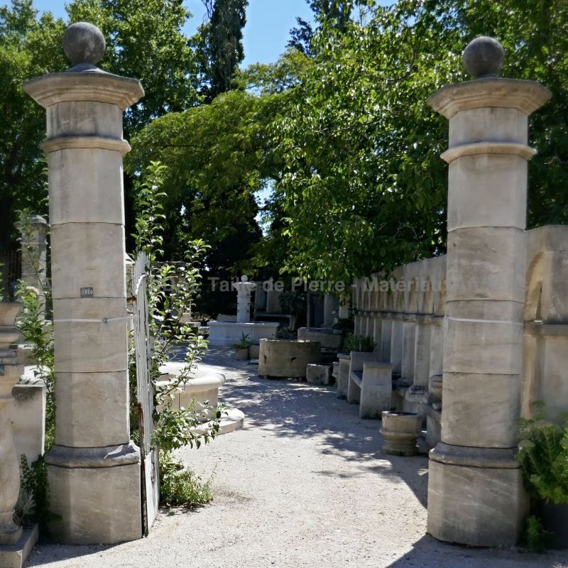 Beautiful stone pillars from Provence hand crafted by the artisanal company Alain Bidal.