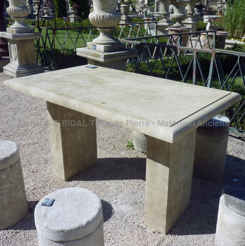 Carved limestone table hand-crafted in Provence by Alain BIDAL