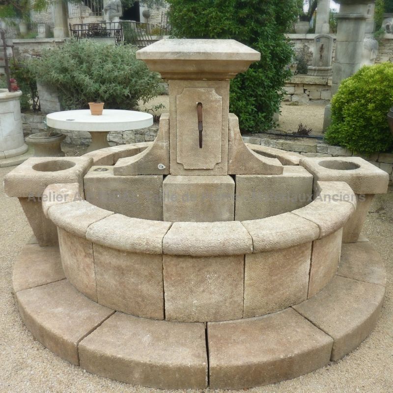 Fontaine de jardin, décoration extérieure - Histoire d'eau