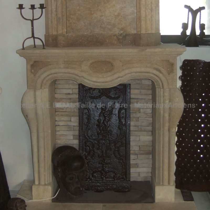 fireplace Louis XV in Luberon stone 