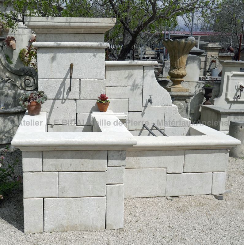 Stone fountain for garden with two basins - Atelier Alain BIDAL, Provence.