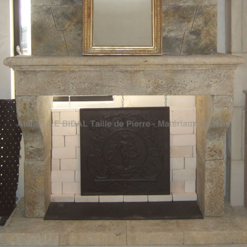 Réalisation artisanale : cheminée provençale traditionnelle - Atelier Alain BIDAL (Provence)