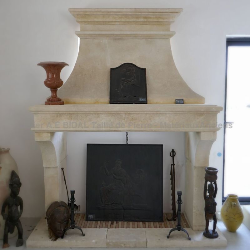 Large fireplace crafted in natural stone of Louis Phillipe's style - Atelier Alain BIDAL (Provence)