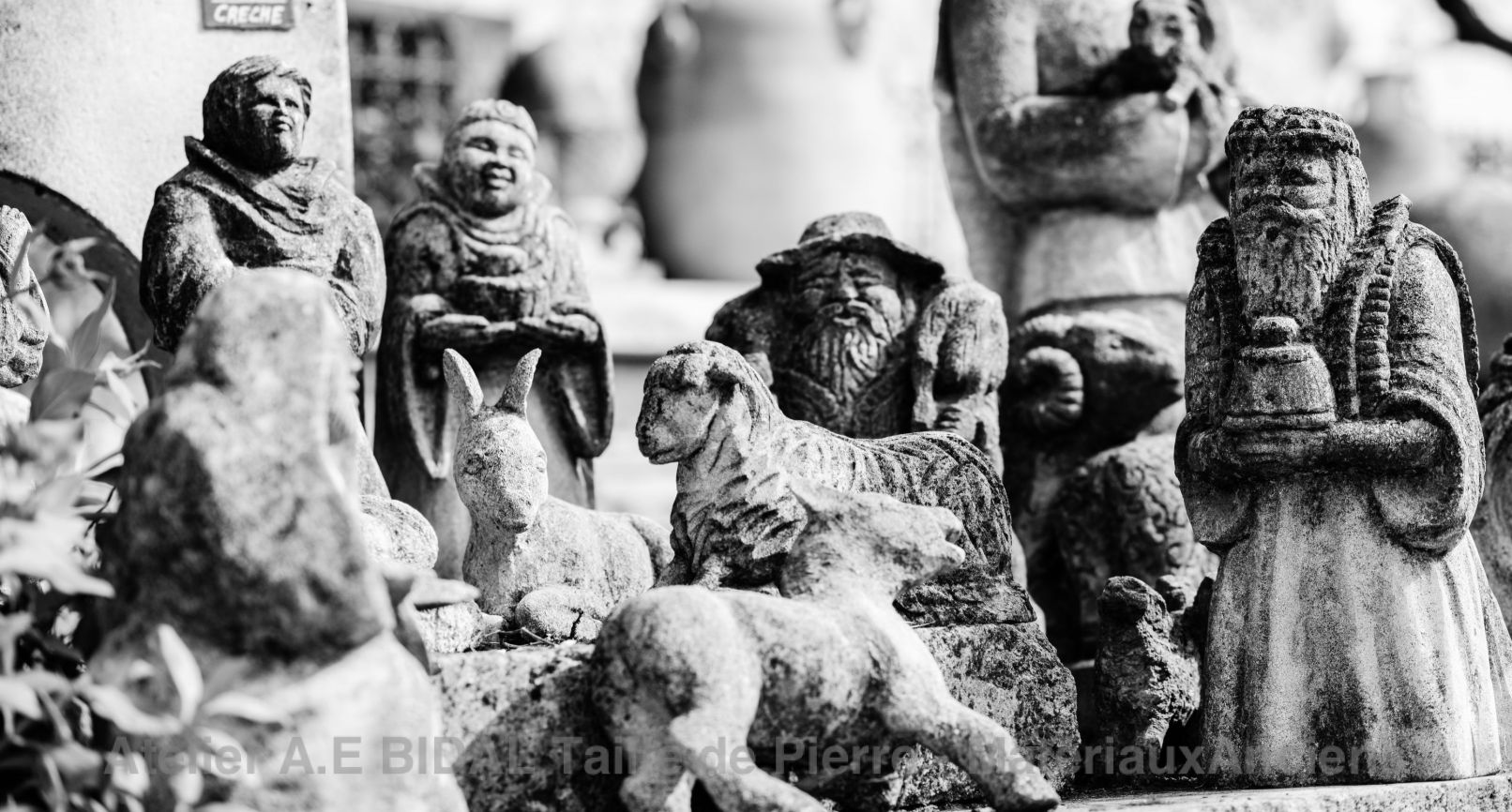 Dates de fermeture de fin d'année pour l'Atelier Bidal - Taille de pierre et matériaux anciens en Provence.