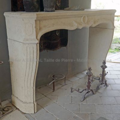 Superb Louis XV fireplace in Provence's stone. A Bidal home furniture.