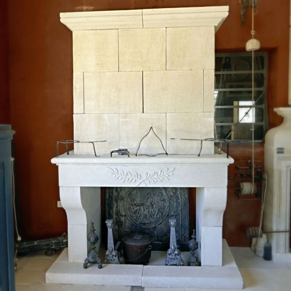 Provence traditional stone fireplace crafted by hand by Alain Bidal - Provence.