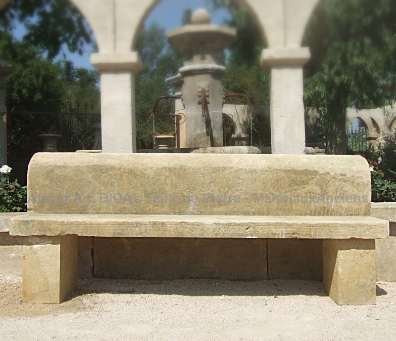 Sustainable outdoor furniture in carved limestone : large bench with backrest for sale in Provence
