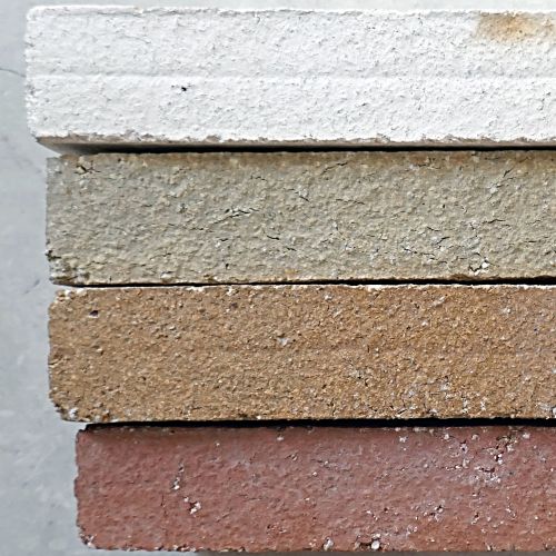 Briquette réfractaire pour cheminée en vente chez Atelier Alain Bidal dans le Vaucluse