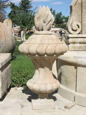 the "Pot A Feu" : a decoration element in stone historic and traditional