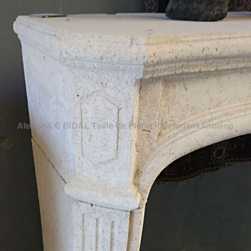 Louis XV stone fireplace - reissue of an antique mantelpiece by the stone cutter Alain Bidal, Provence.