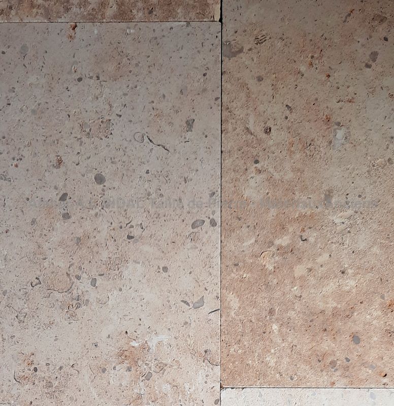 Atelier Alain BIDAL : large choix de dallages en pierre naturelle pour votre extérieur et votre intérieur