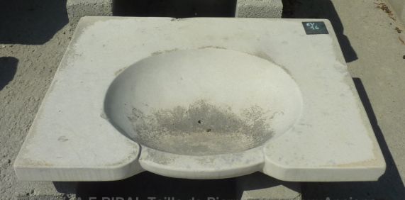Evier en pierre avec vasque pour salle de bain - par notre artisan tailleur de pierre