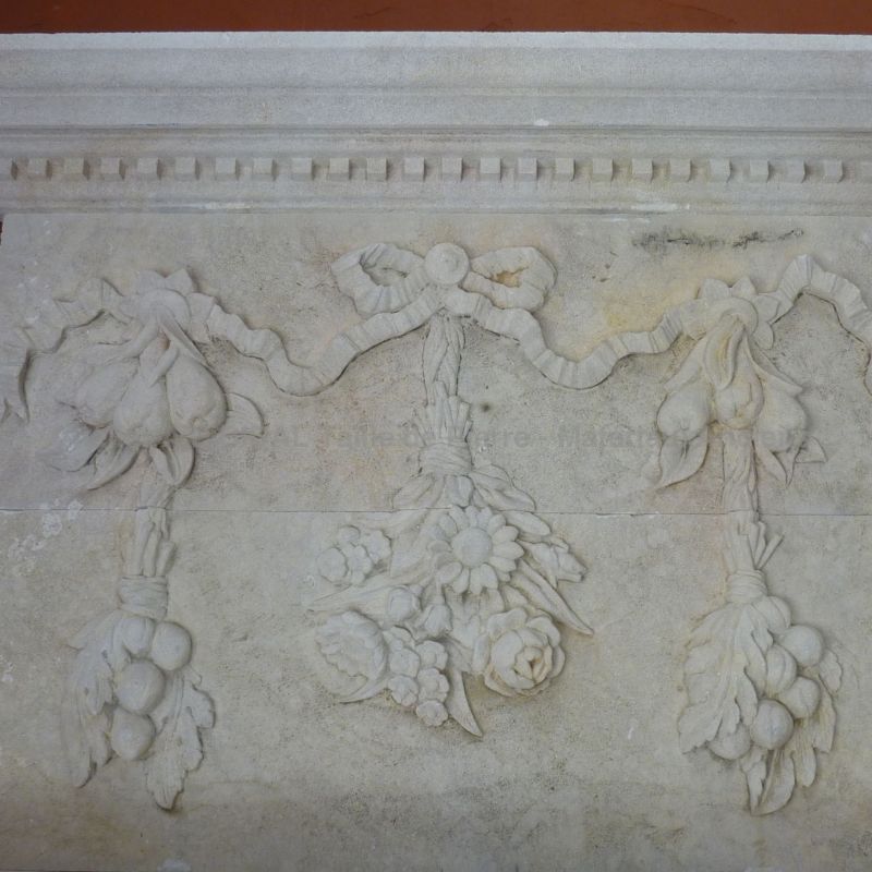 Louis XIII fireplace with trumeau in natural stone from Provence - Atelier Alain BIDAL (Provence)